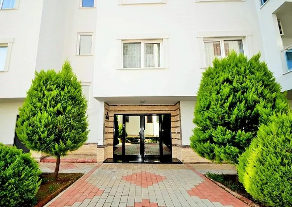 شقة 1+1 مفروشة للبيع في كاستل - ألانيا