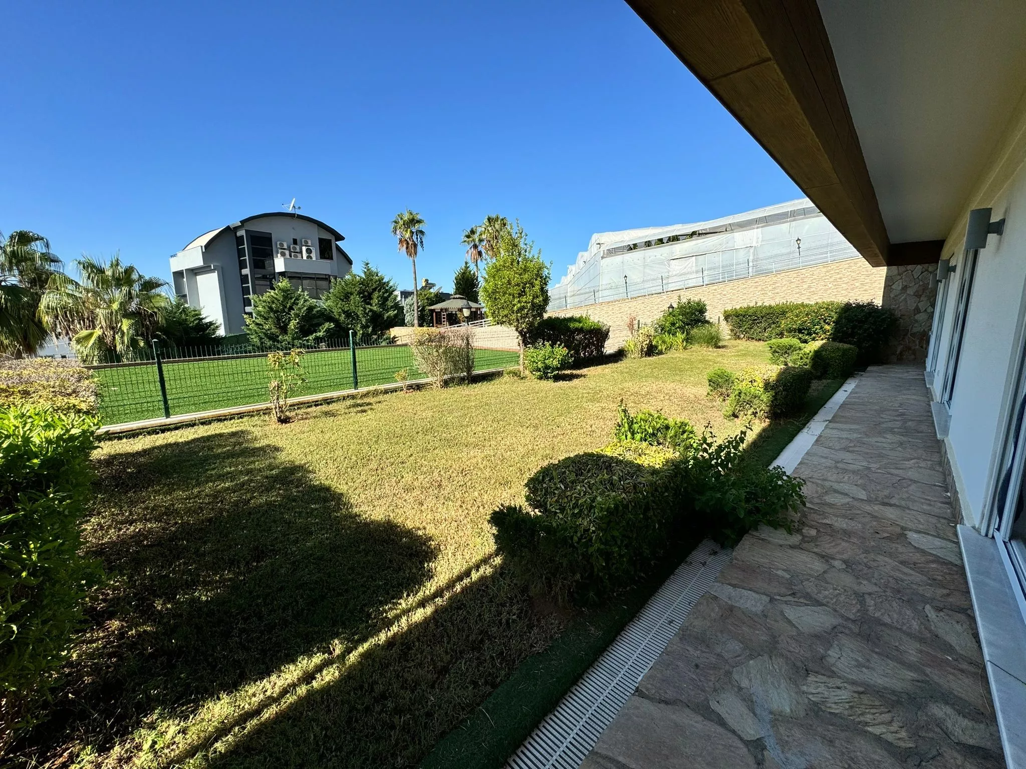 Просторная вилла 4+1 и видом на море в Каргыджак Алания