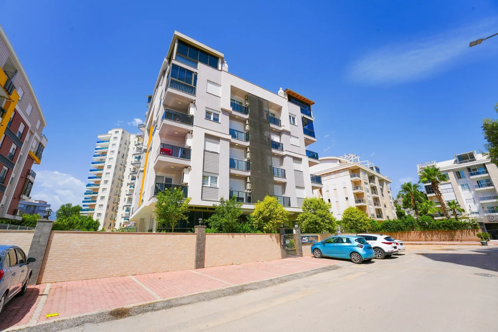 Antalya Konyaaltı’nda Satılık 3+1 Daire | Denize Yakın