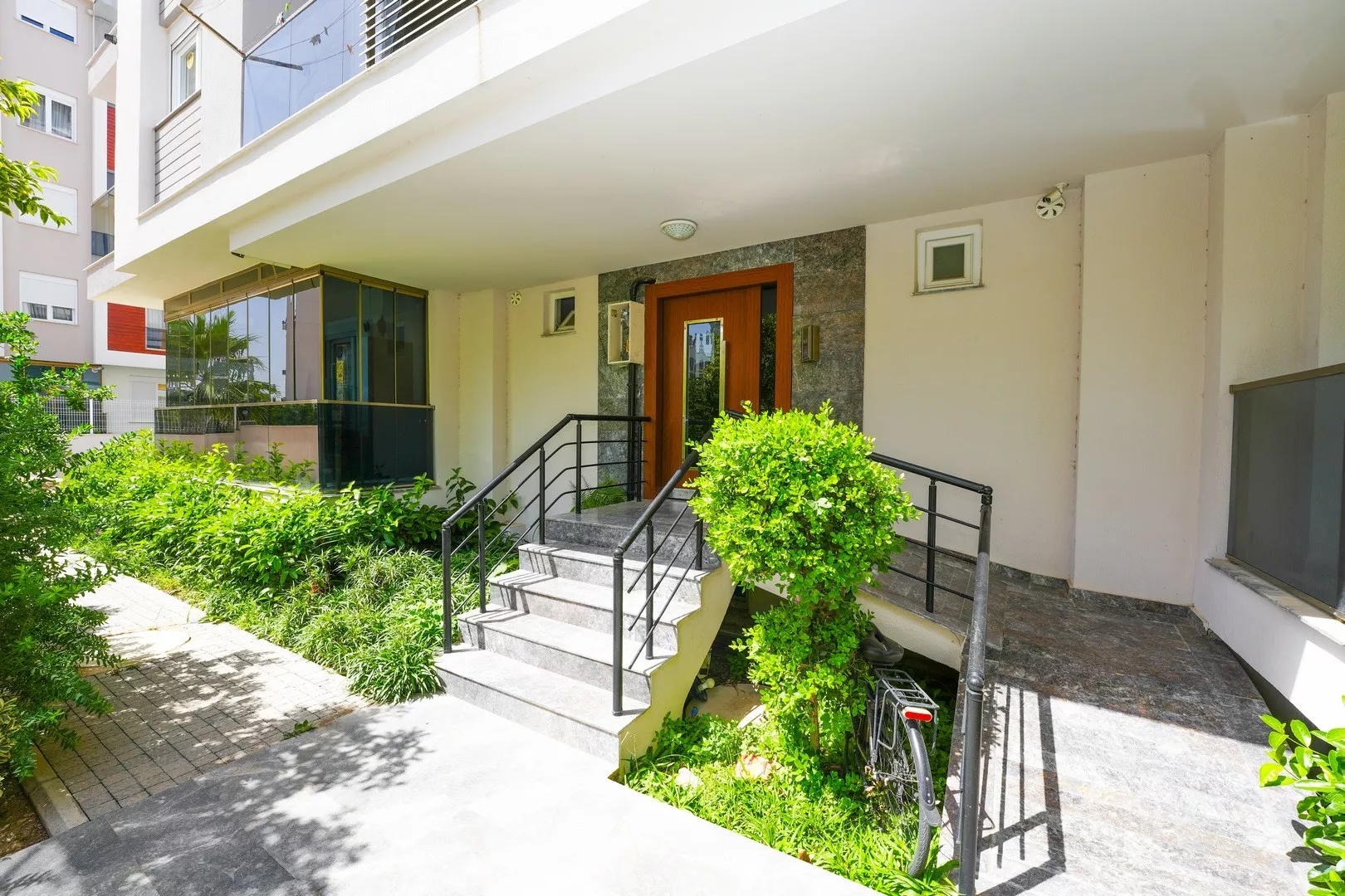 Antalya Konyaaltı’nda Satılık 3+1 Daire | Denize Yakın