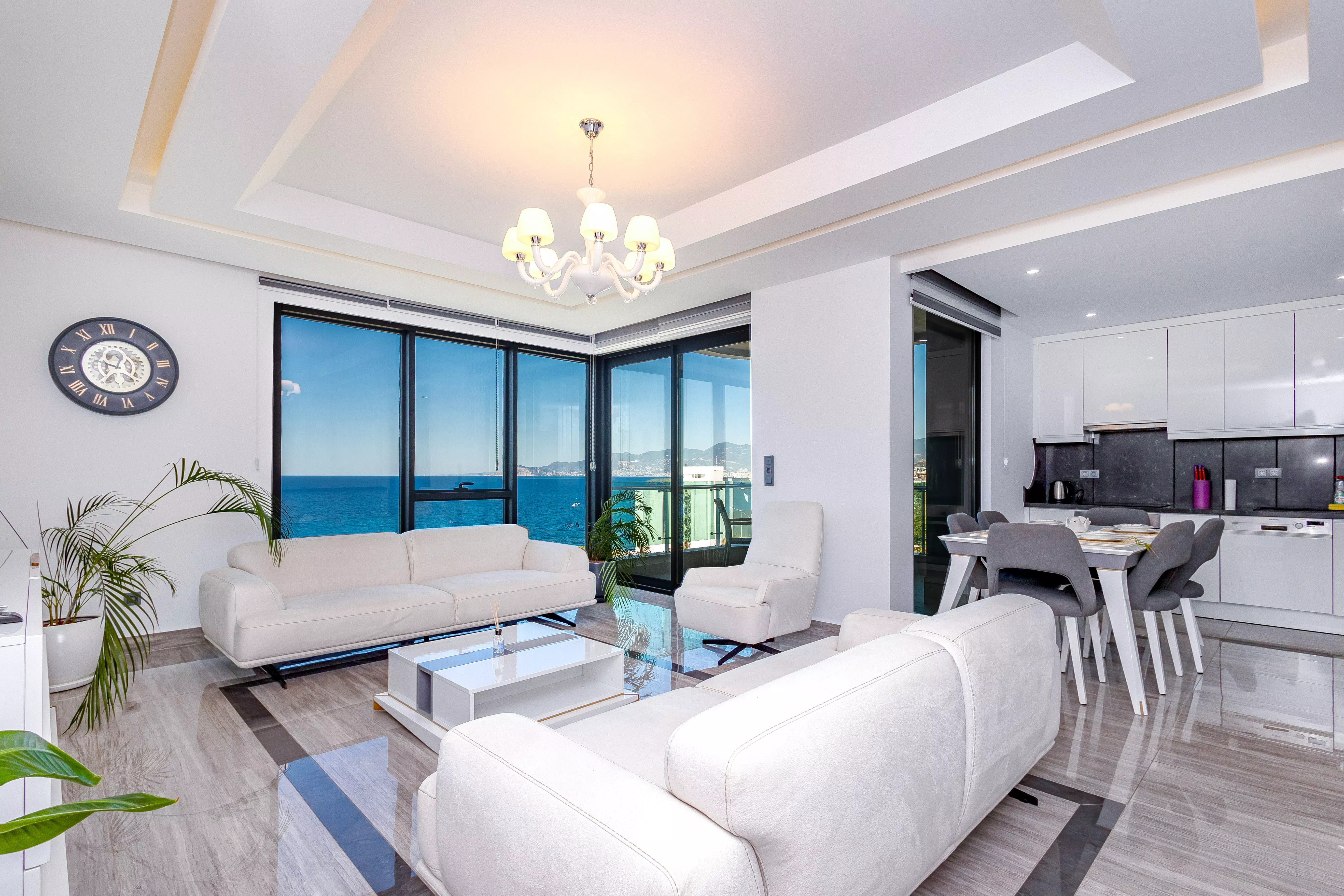 Satılık Denize Sıfır 3+1 Eşyalı Lüks Daire - Alanya Kargıcak