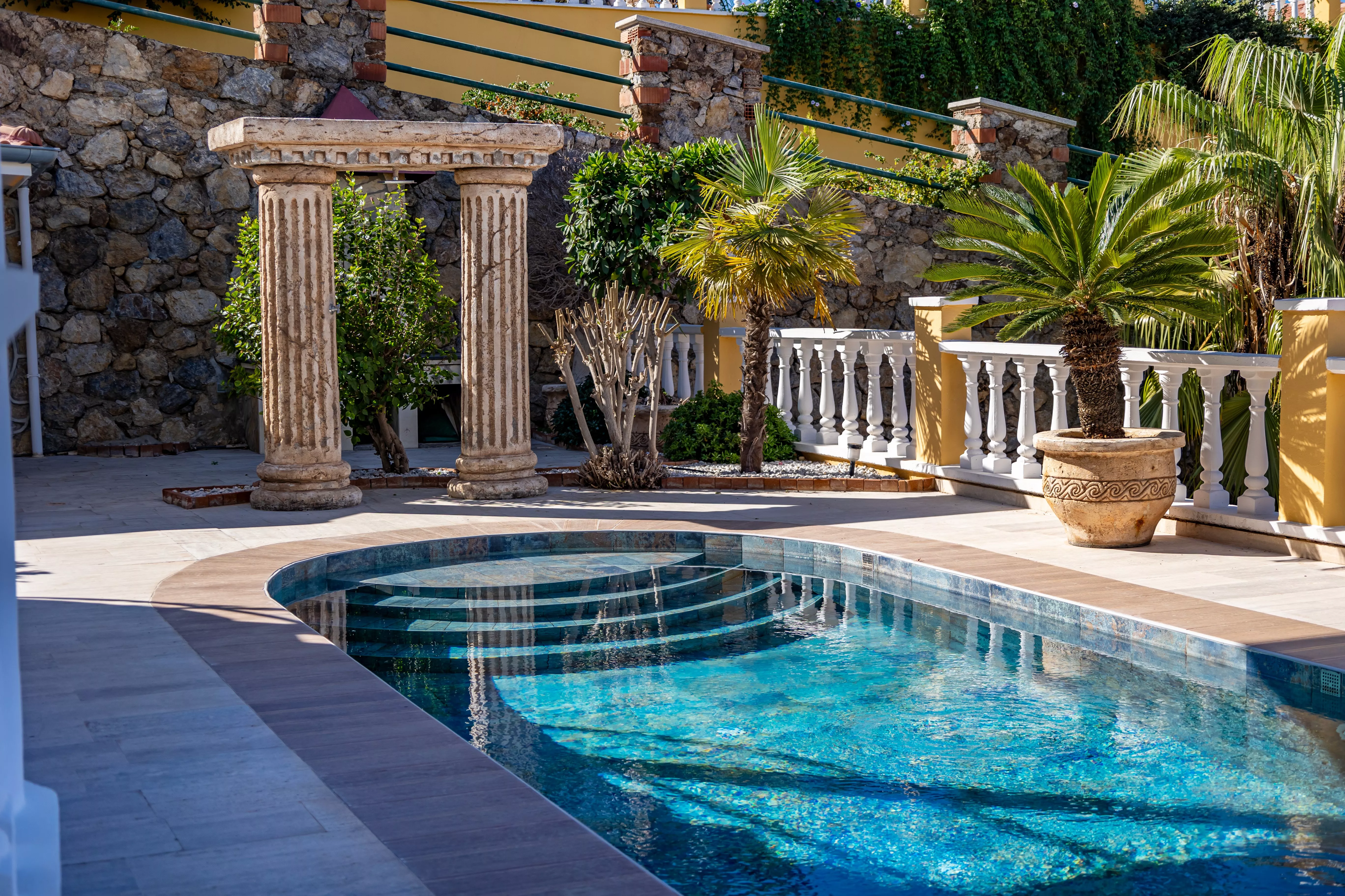 فيلا مفروشة 5+1 للبيع في ألانيا كاركجاك