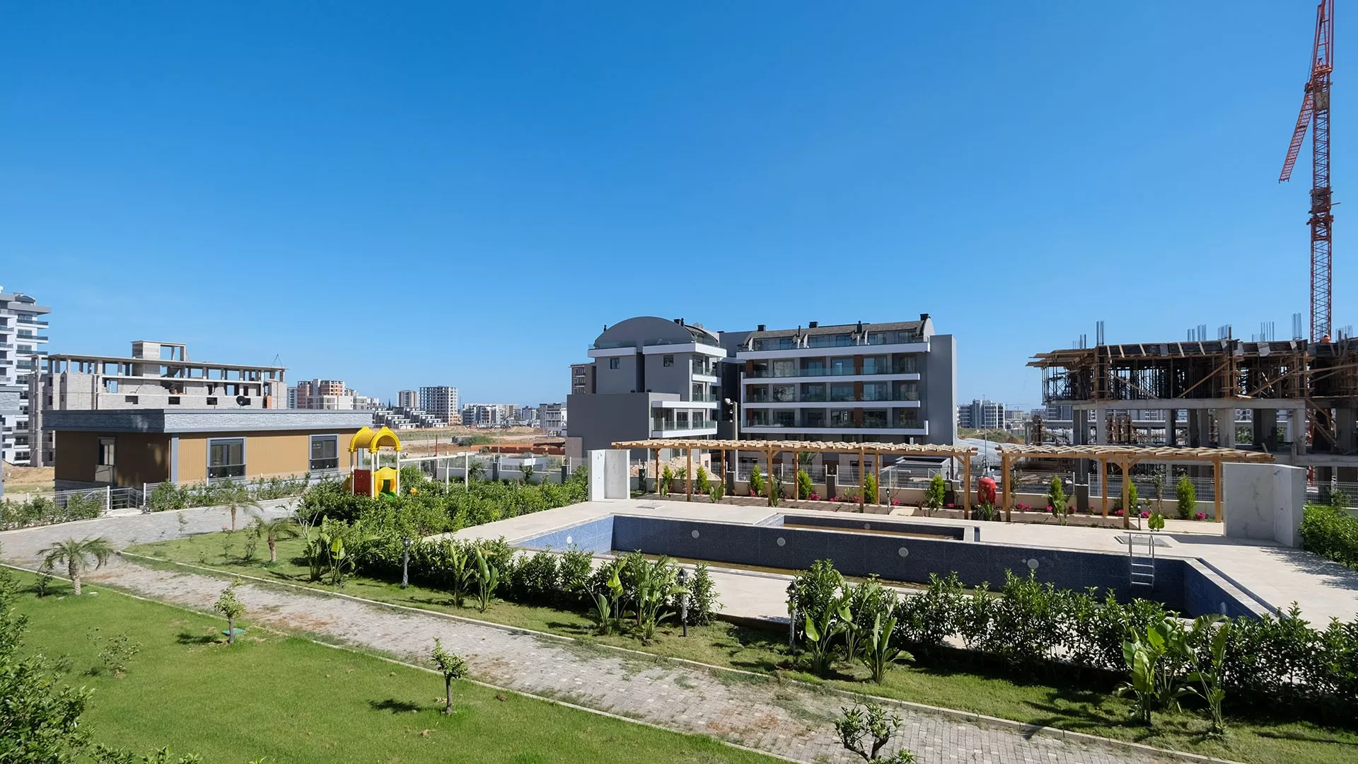 Antalya 2+1 Apartment with Pool – Pembe Hanım Residences