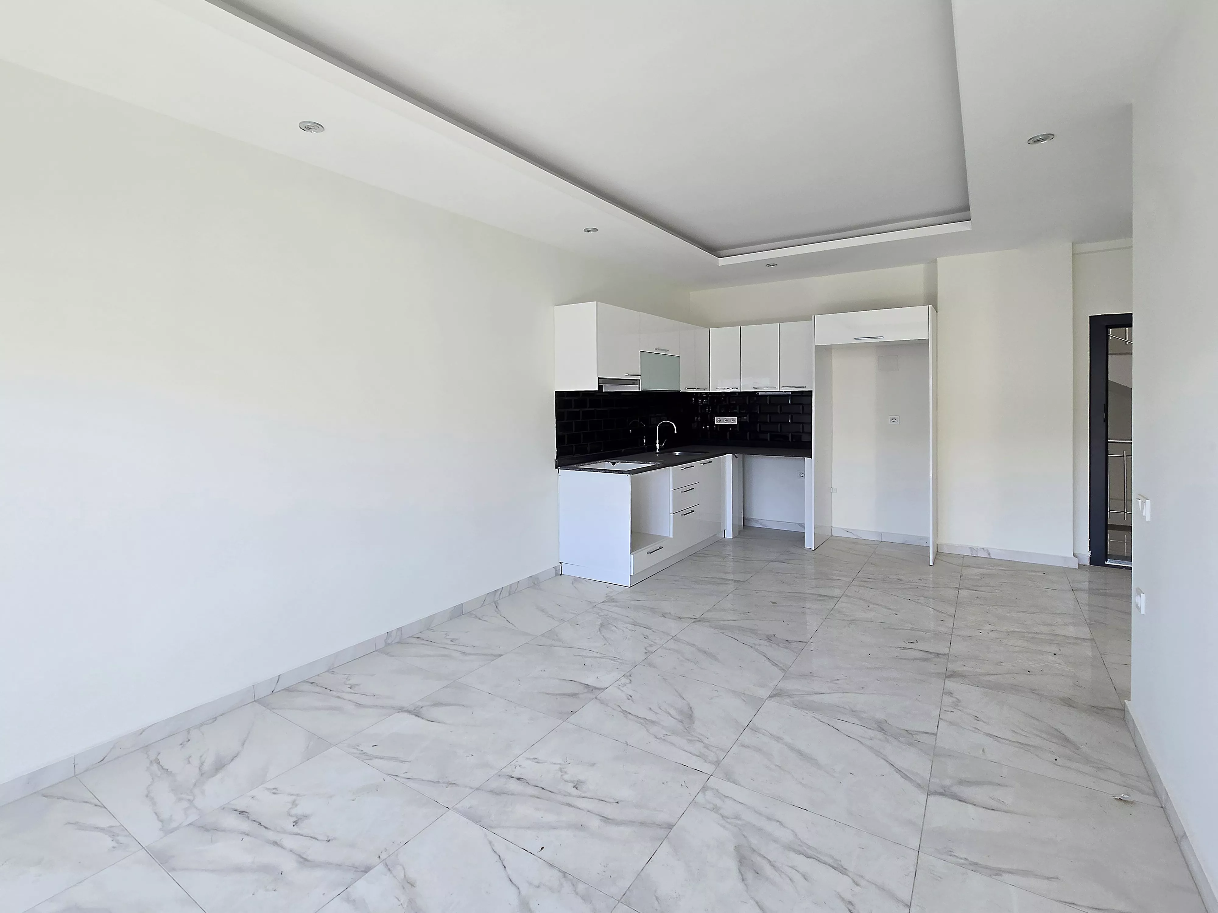 Full Aktiviteli Satılık Sıfır 1+1 Daire - Alanya Kestel