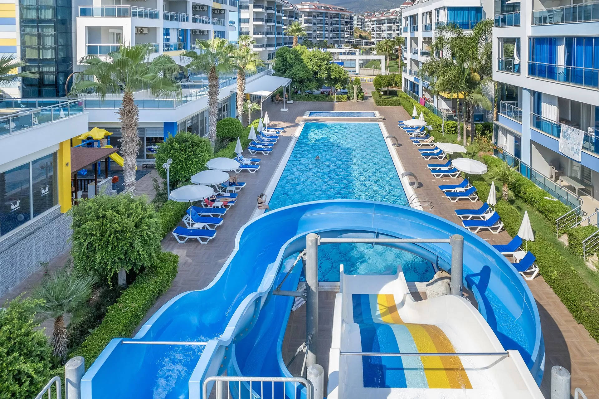 Plaja 200m Full Aktiviteli Satılık 3+1 Eşyalı Dubleks Daire