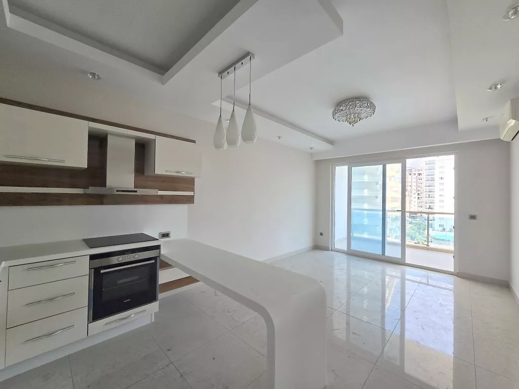 Plaja 100m Mesafede Satılık Geniş 1+1 Daire Alanya Mahmutlar