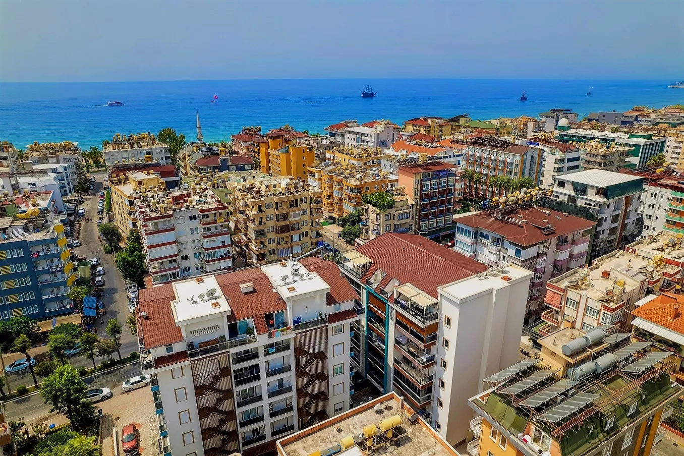 Sahile Yürüyüş Mesafede Satılık 1+1 Daire - Kleopatra Alanya