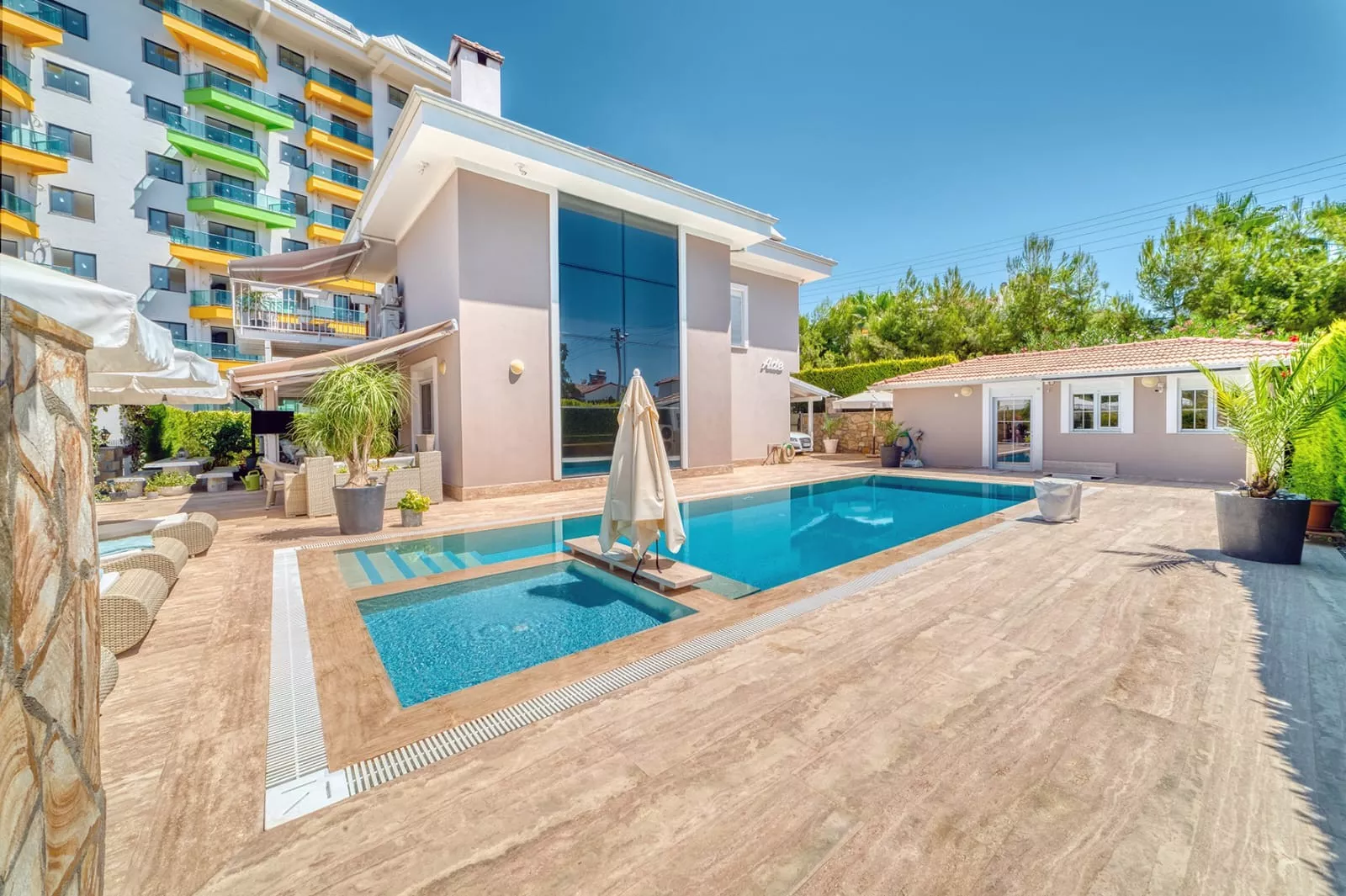 Satılık Full Eşyalı Modern 3+1 Villa - Alanya Avsallar