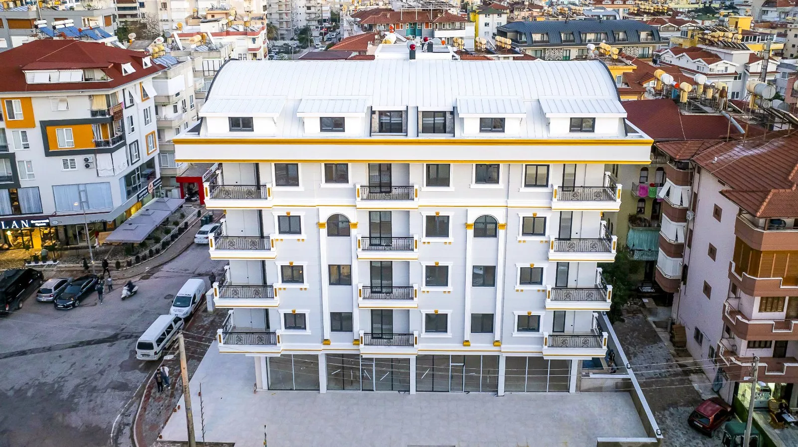 Alanya Kleopatra’da Sahile 500 m Mesafede Satılık 1+1 Daire