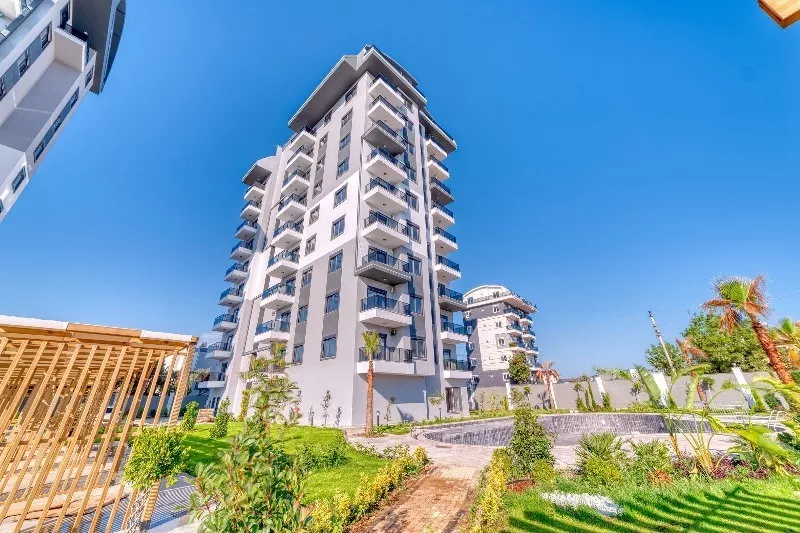 Site İçerisinde Satılık Eşyalı 1+1 Daire Alanya Avsallar