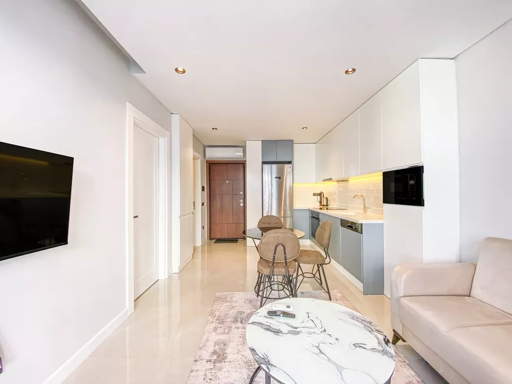 Sahile Yürüme Mesafesinde Satılık 1+1 Daire Alanya Kleopatra