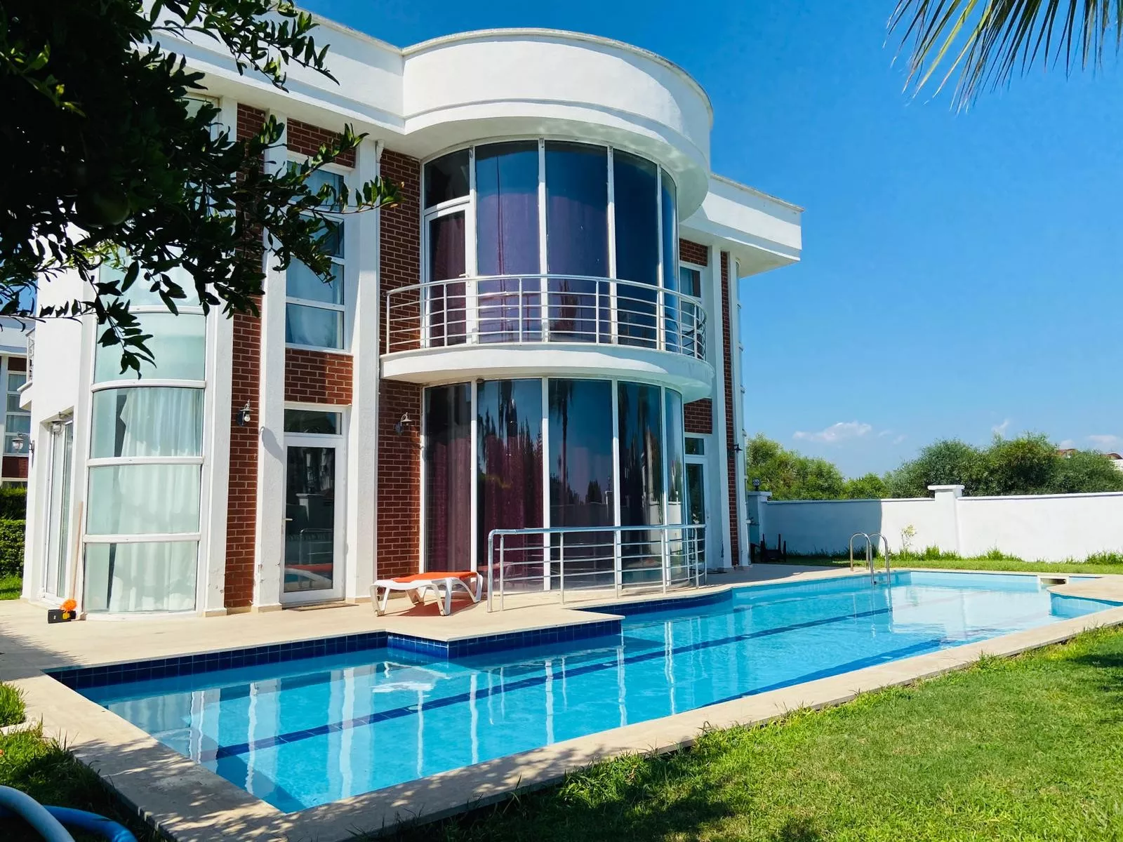 Arsa Fiyatına Eşyalı Müstakil 4+1 Villa - Antalya Belek