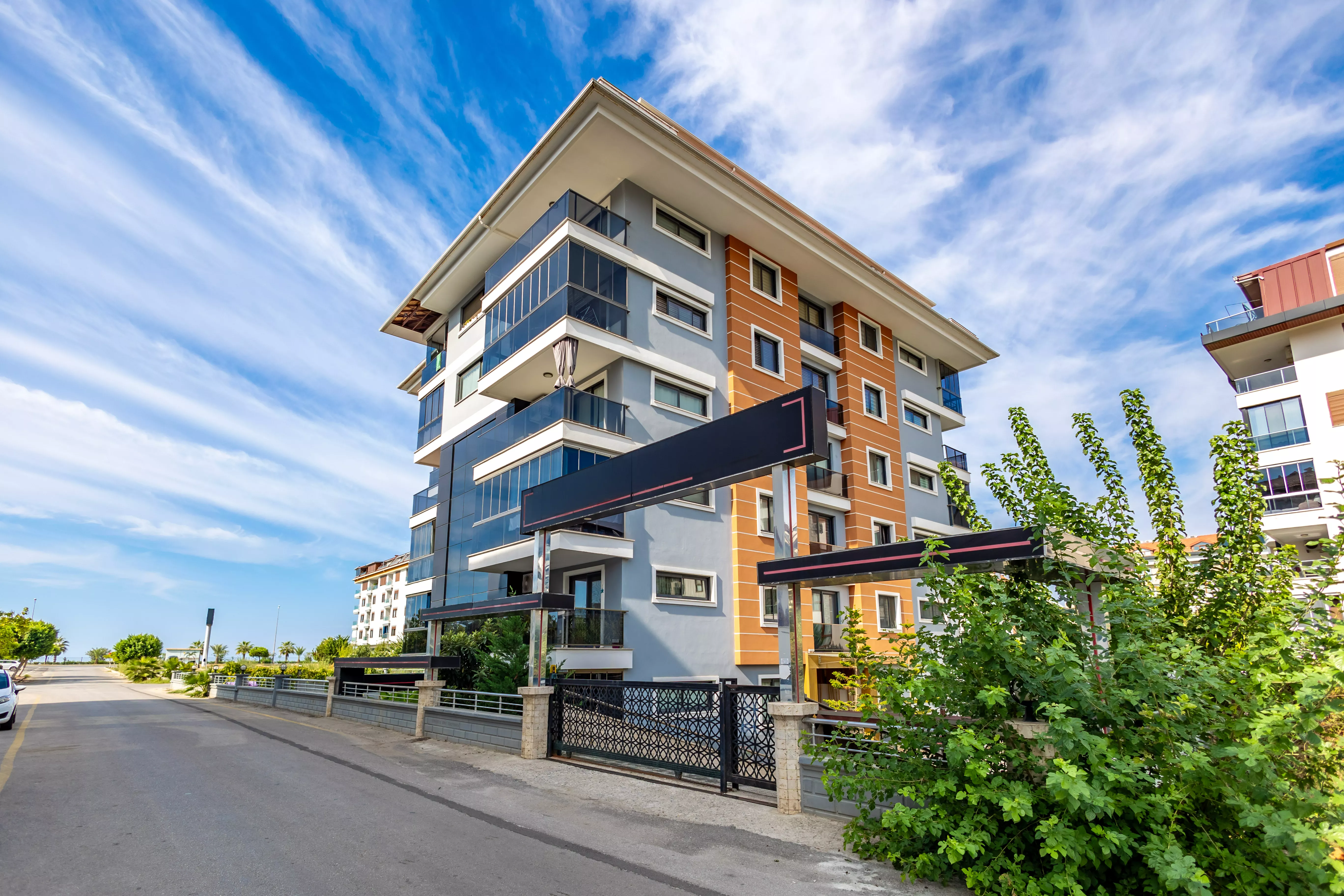 Alanya Kestel'de Deniz Manzaralı Satılık 3+1 Dubleks Daire