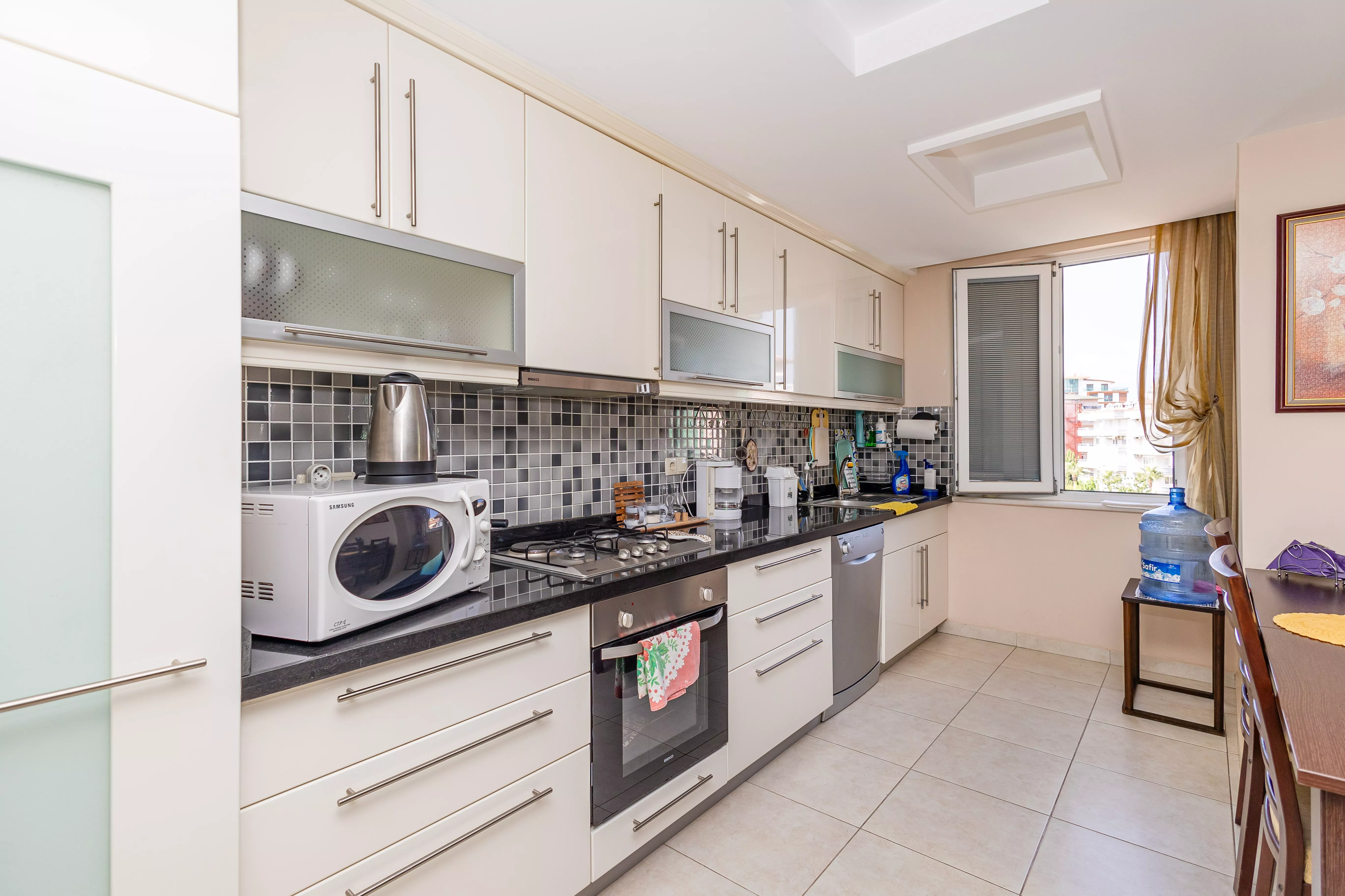 Alanya Tosmur'da Satılık 2+1 Daire - Plaja Yakın Mesafede