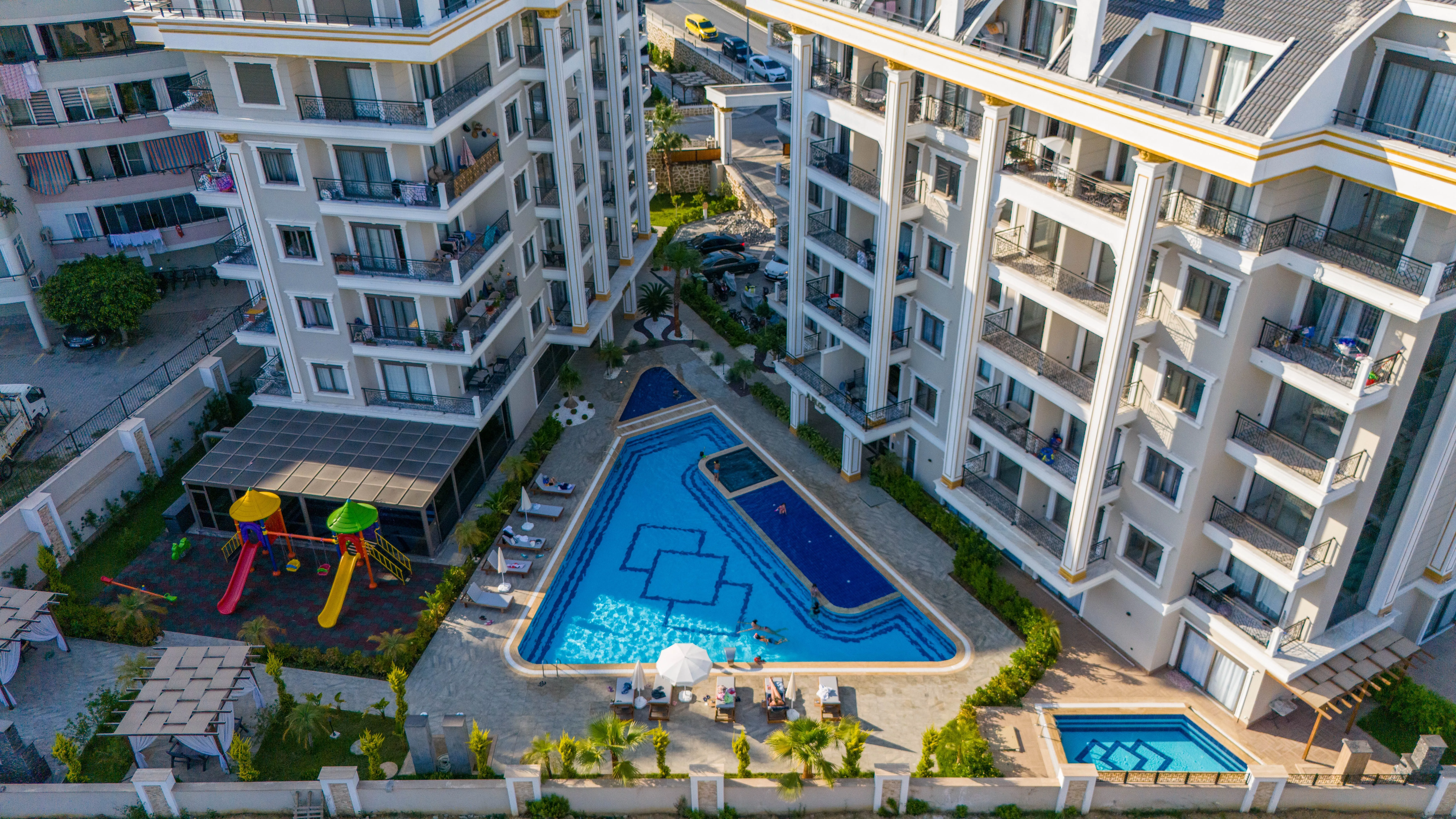 Alanya Oba’da 3 Adet Satılık 1+1 Daire – Yatırım Fırsatı