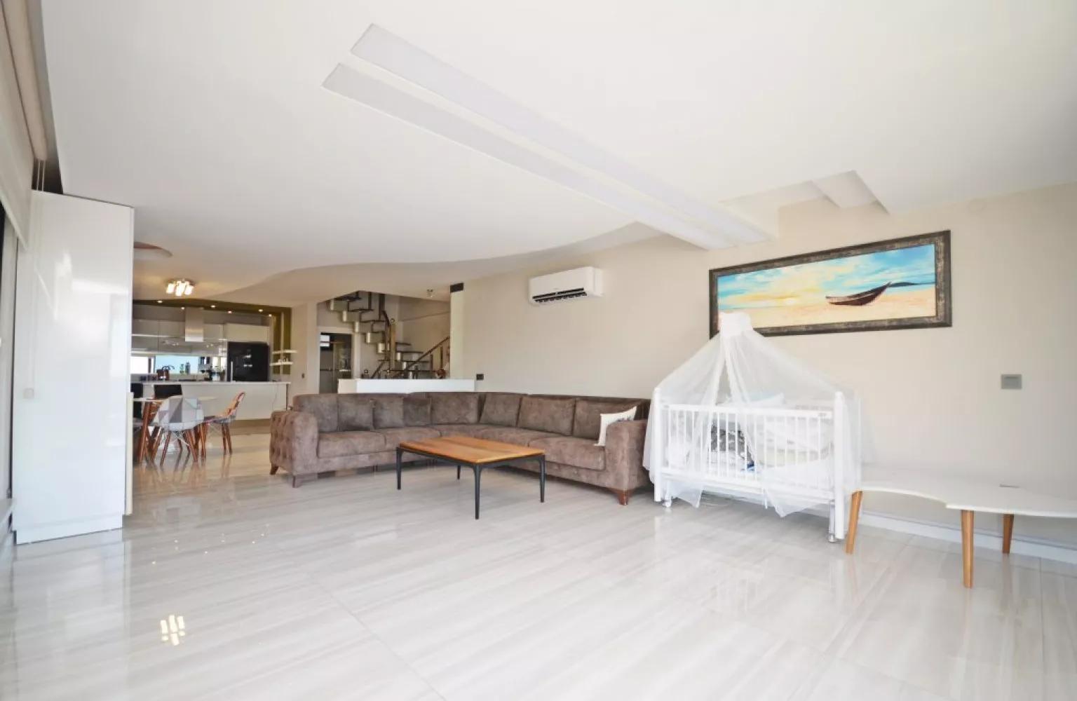 Muazzam Konumda Satılık Eşyalı 3+1 Bahçe Dubleks - Kargıcak