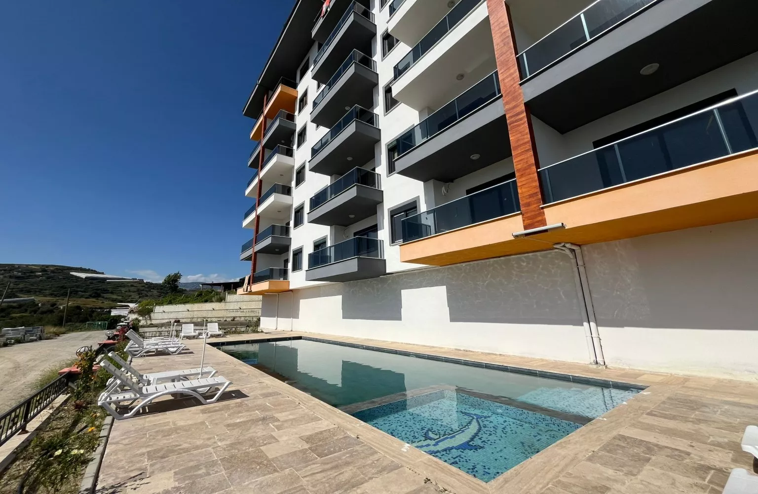 Sahile Yakın, Sosyal İmkanlı 1+1 Daire Demirtaş Alanya