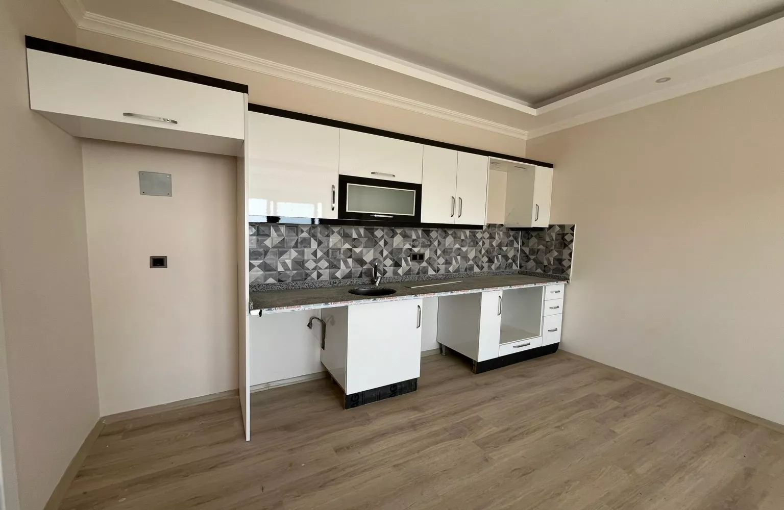 1+1 Wohnung in Alanya Demirtas mit Meer- und Stadtnähe