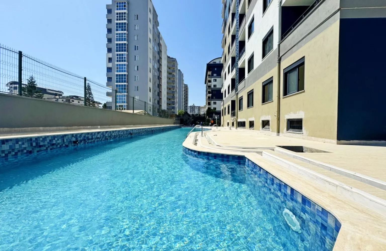 Site İçerisinde Satılık Sıfır 1+1 Daire Alanya Payallar