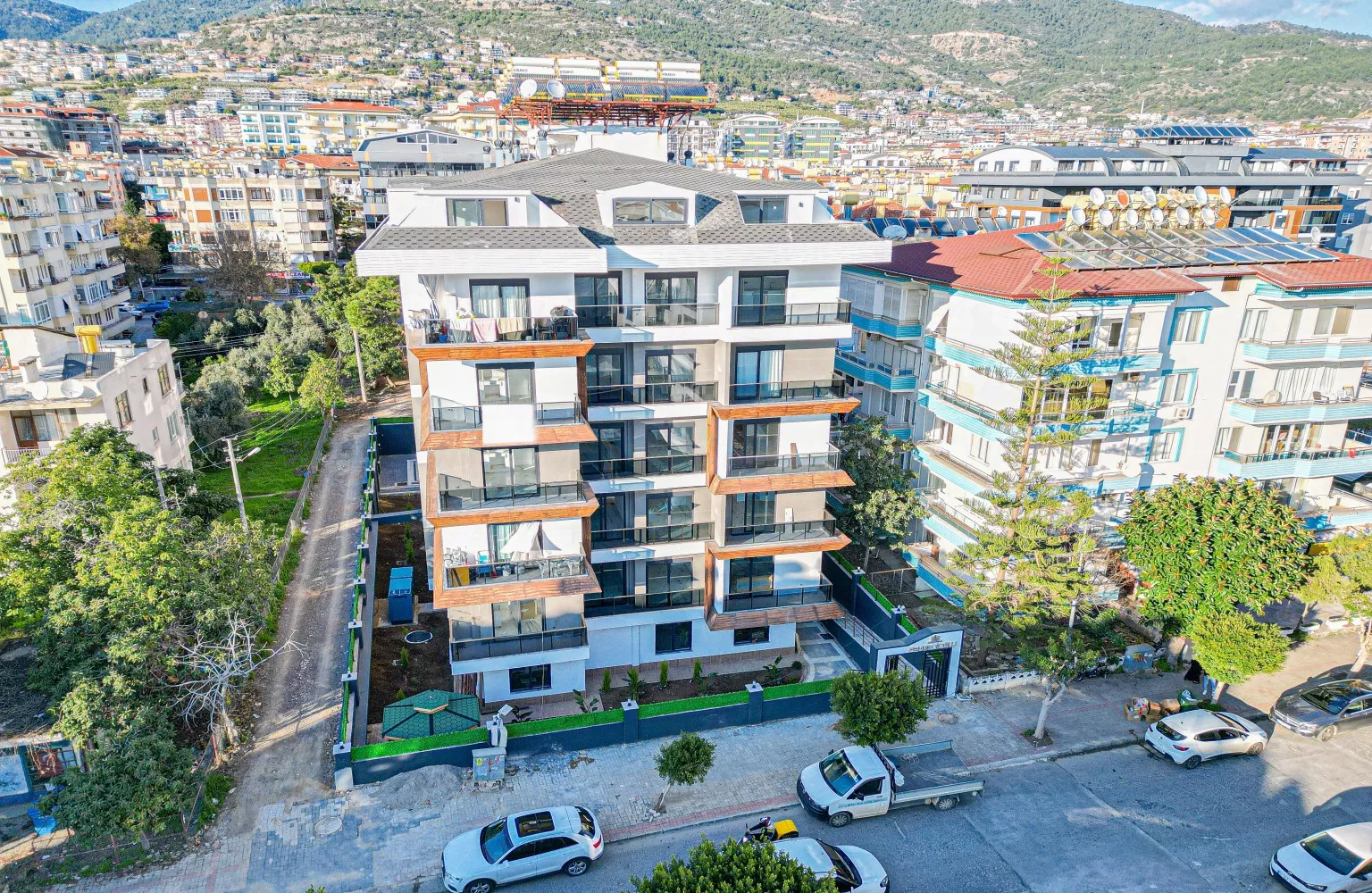 Alanya Merkezde Oturuma Uygun Sıfır Satılık 3+2 Dublex Daire