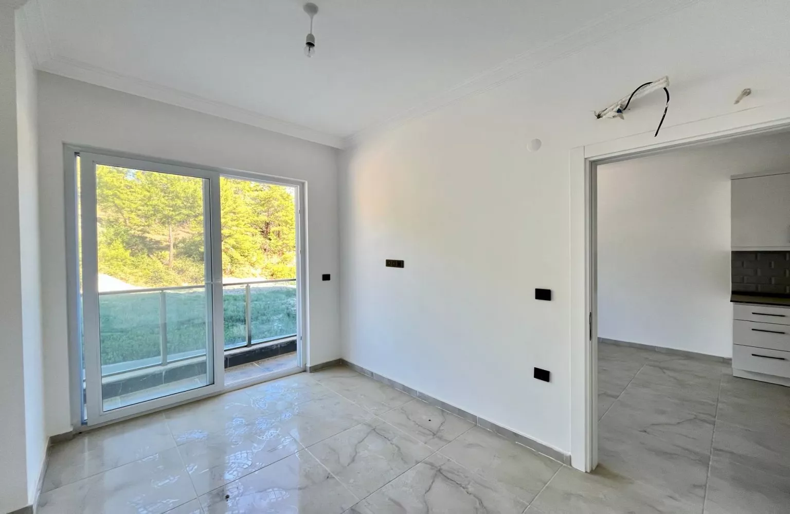 Site İçerisinde Satılık Sıfır 1+1 daire Alanya Avsallar