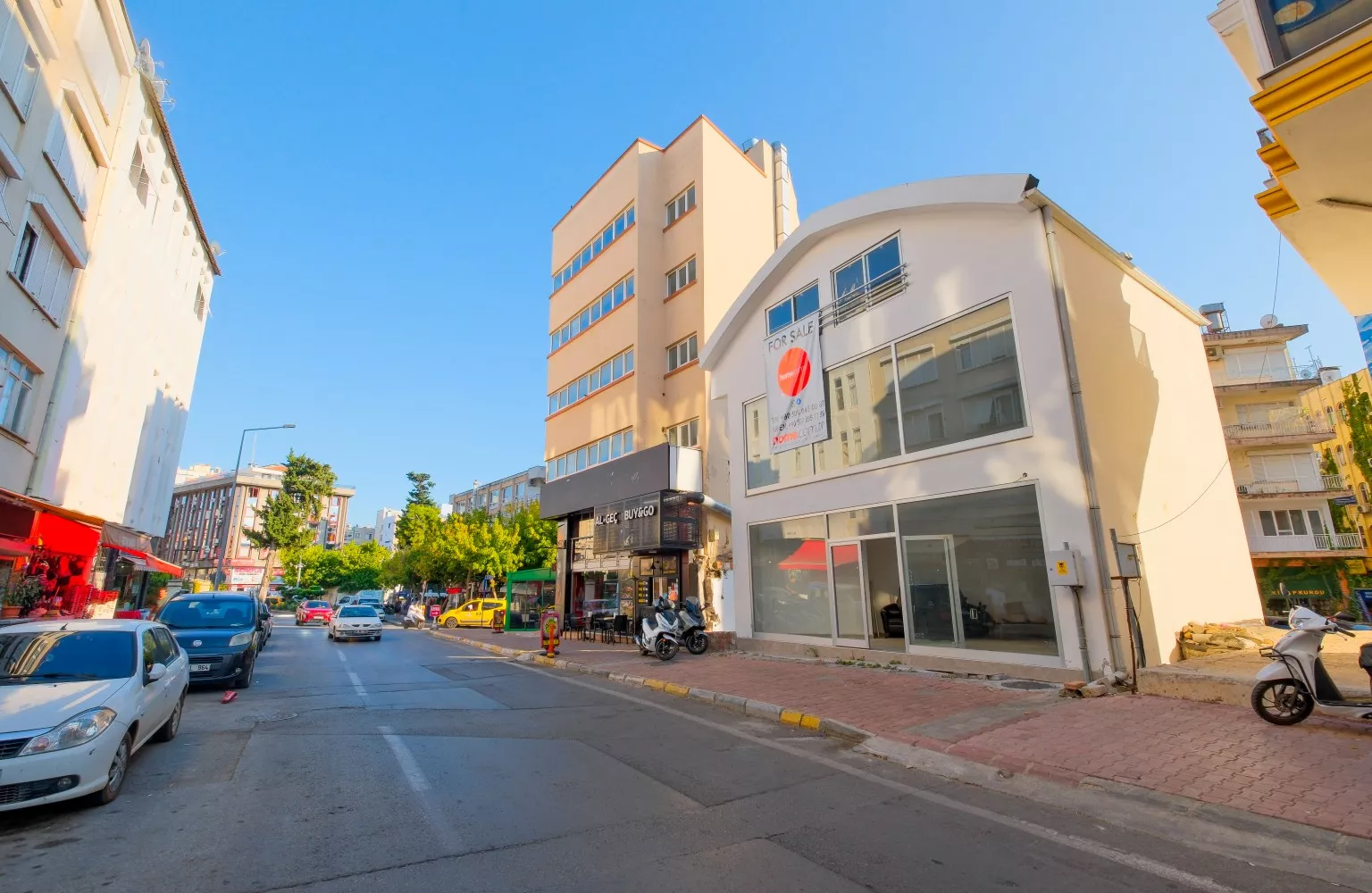 Antalya Merkezde 5 Katlı Bağımsız İş Yeri Satılık Dükkan