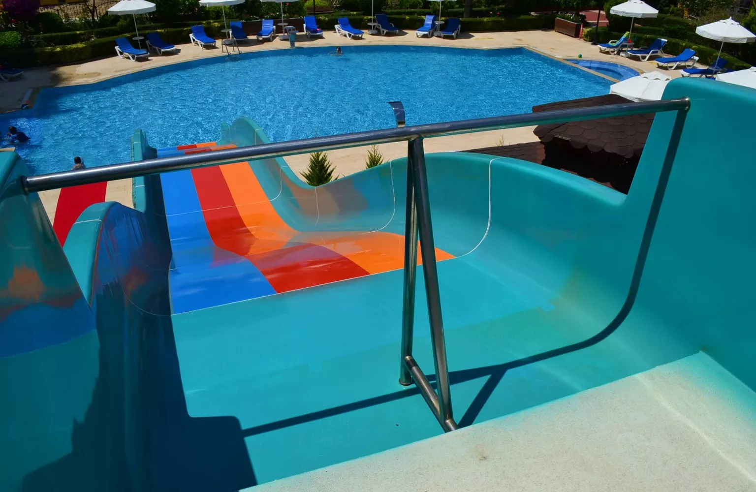 شقة 2+1 للبيع في مجمع سكني مواجه للبحر - محمودلار، ألانيا.