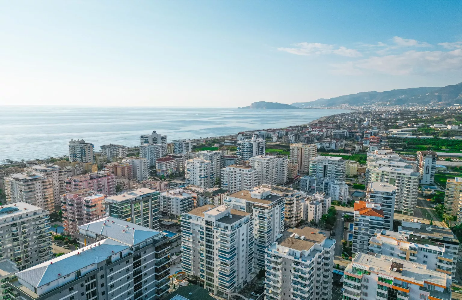 Plaja 450m Mesafede  2+1 Eşyalı Satılık Daire - Mahmutlar