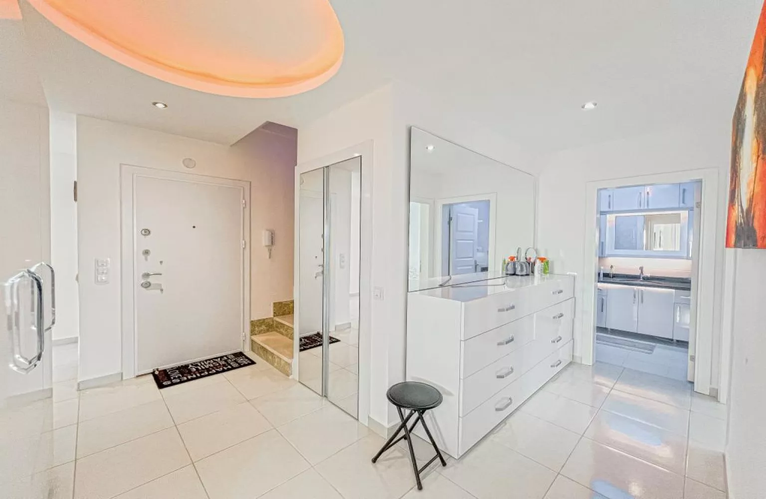 شقة دوبلكس 4+2 للبيع في ألانيا،على بُعد 500 متر من الشاطئ