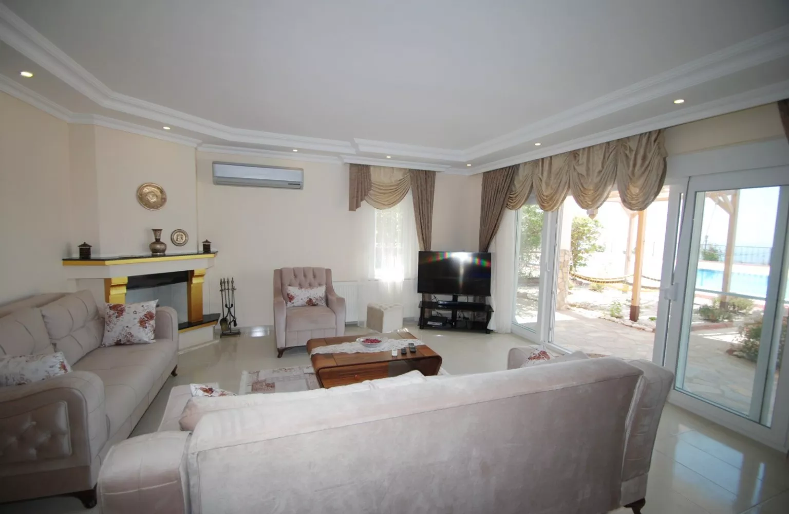 Alanya Kargıcak Satılık Deniz Manzaralı Eşyalı 3+1 Villa
