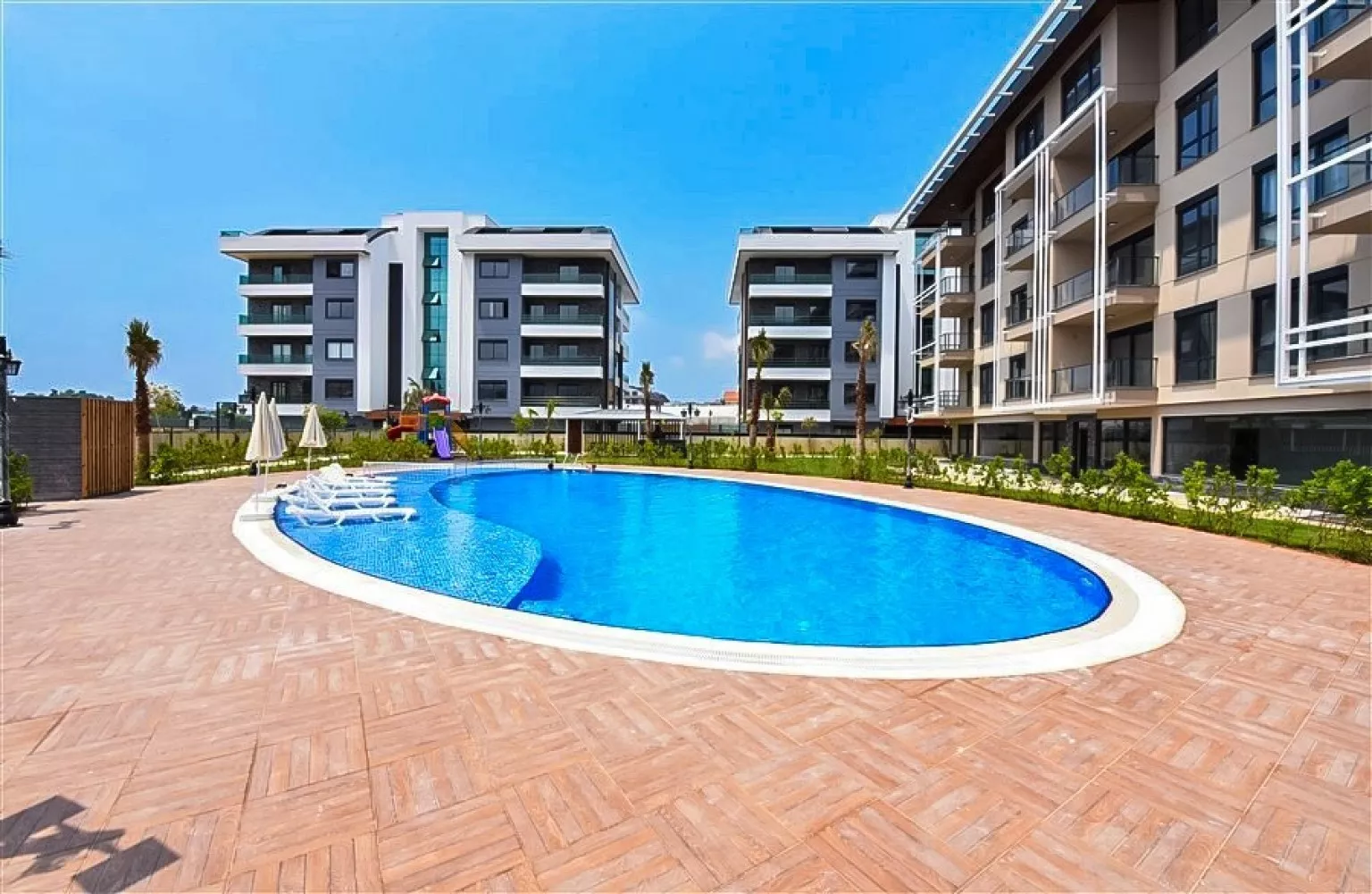 Full Aktiviteli Yeni Sitede Satılık 2+1 Daire - Alanya Oba