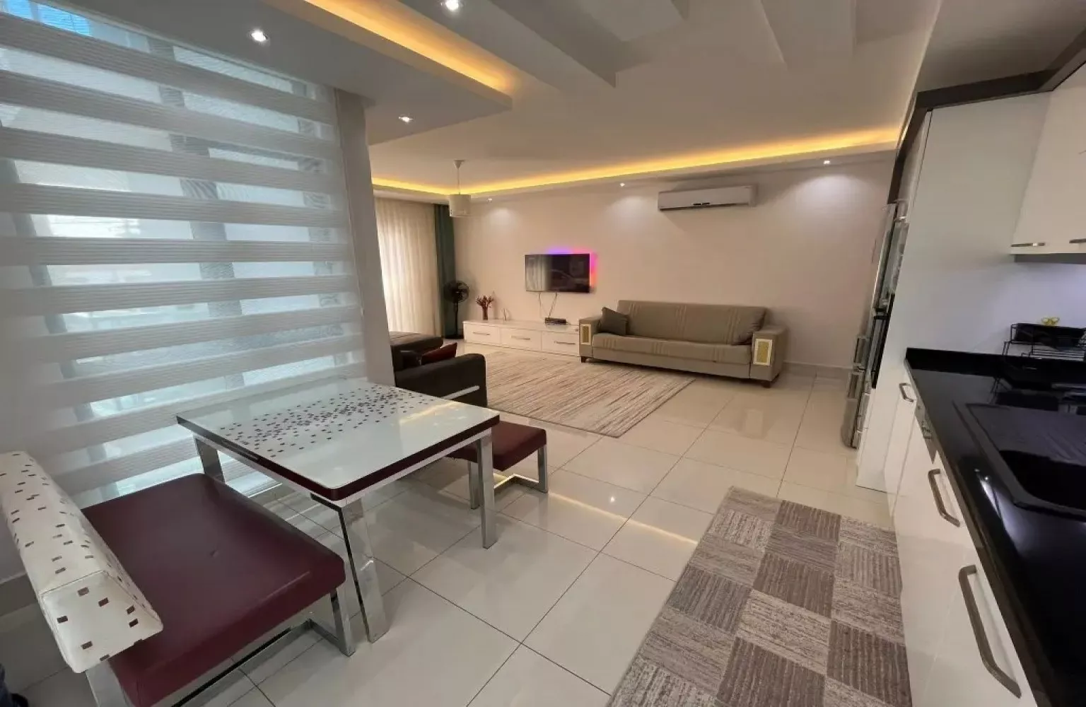 Moderne 2+1 Wohnung in Alanya, 400 m vom Strand entfernt