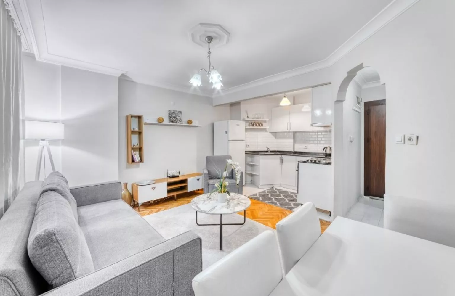 1+1 Wohnung zu verkaufen, 500 m vom Kleopatra-Strand entfern