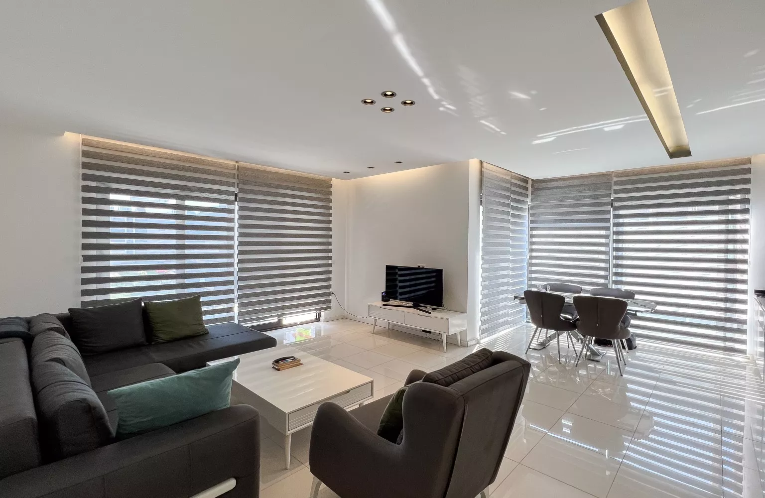 Plaja 100m Mesafede Satılık Eşyalı 2+1 Daire - Alanya, Oba