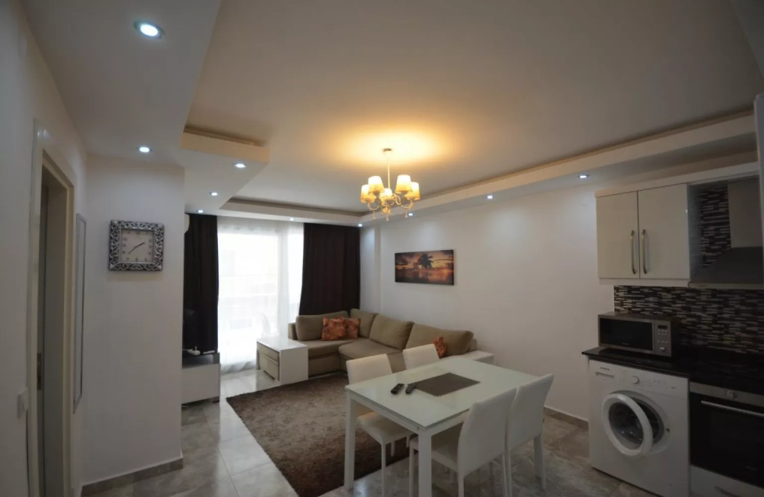 Plaja 300m Mesafede Eşyalı 1+1 Satılık Daire - Alanya, Oba