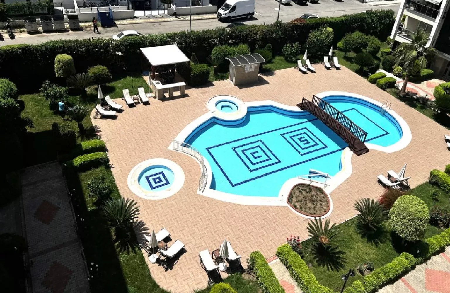 Eşyalı Sahile 100m Mesafede Satılık 1+1 Daire- Alanya Kestel