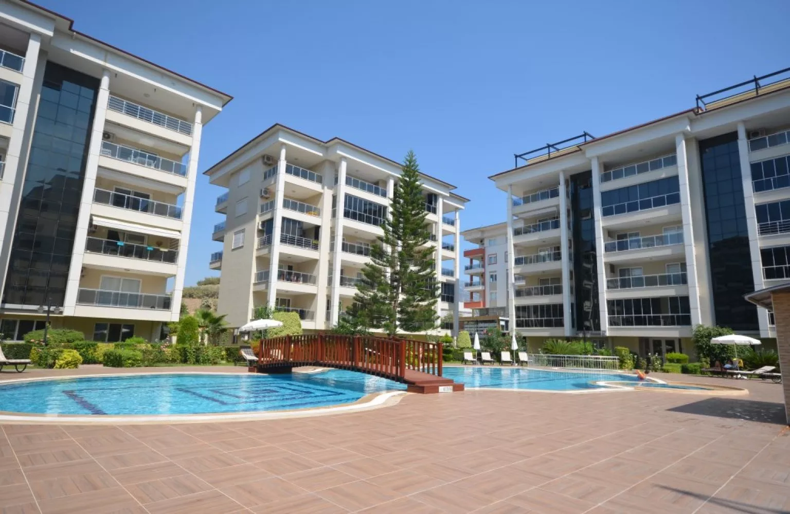 Eşyalı Sahile 100m Mesafede Satılık 1+1 Daire- Alanya Kestel