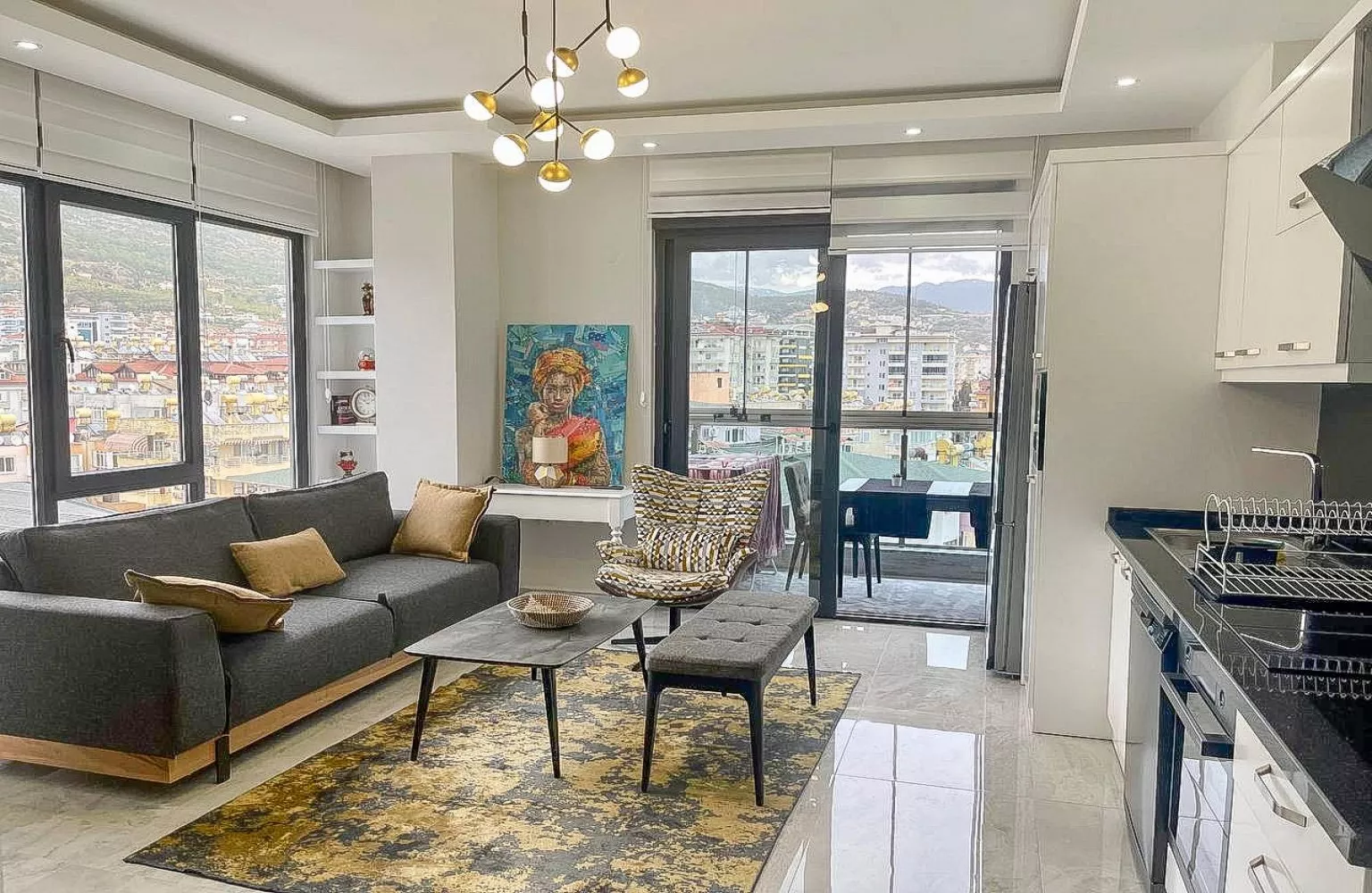 Güllerpınarı Mahallesinde Satılık Full Lüks Eşyalı 1+1 Daire