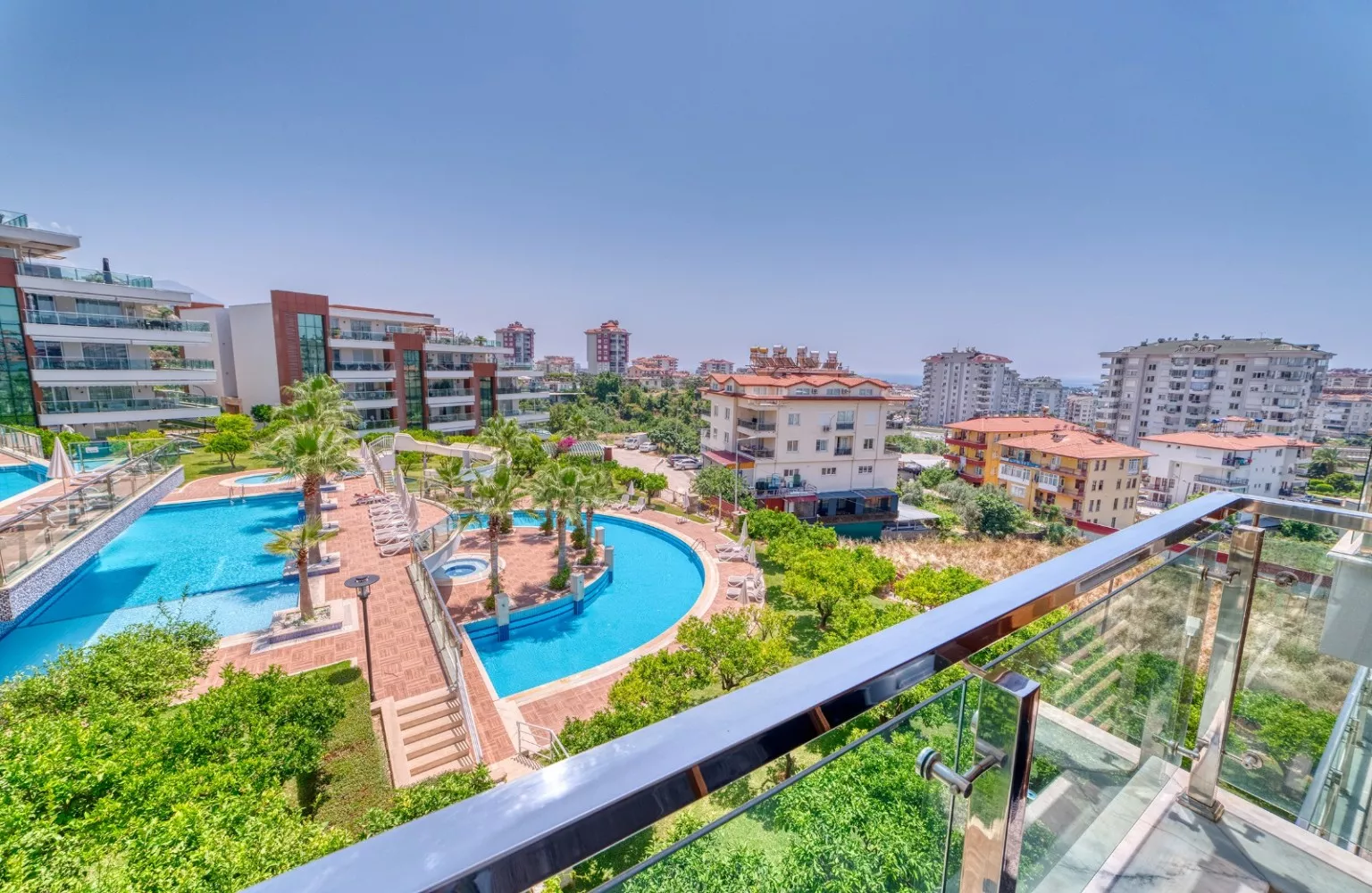 Alanya Cikcilli  Lüks Sitede Eşyalı 2+1 Satılık Daire