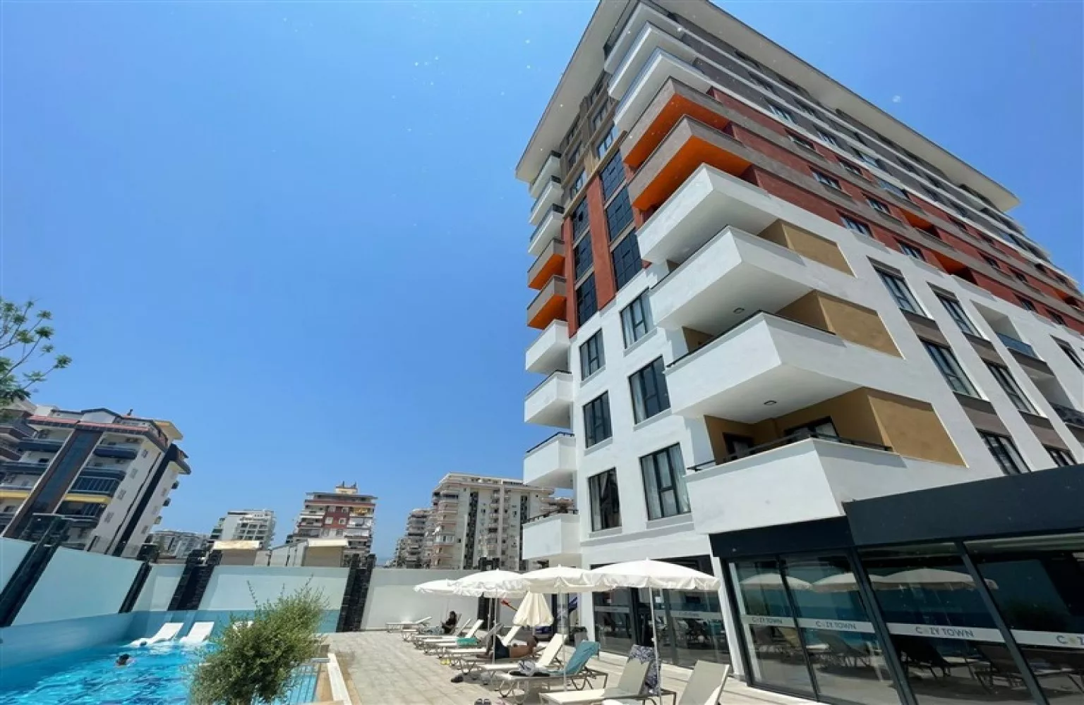 Alanya Mahmutlar'da 2+1  Denize 350m Uzaklıkta Satılık Daire