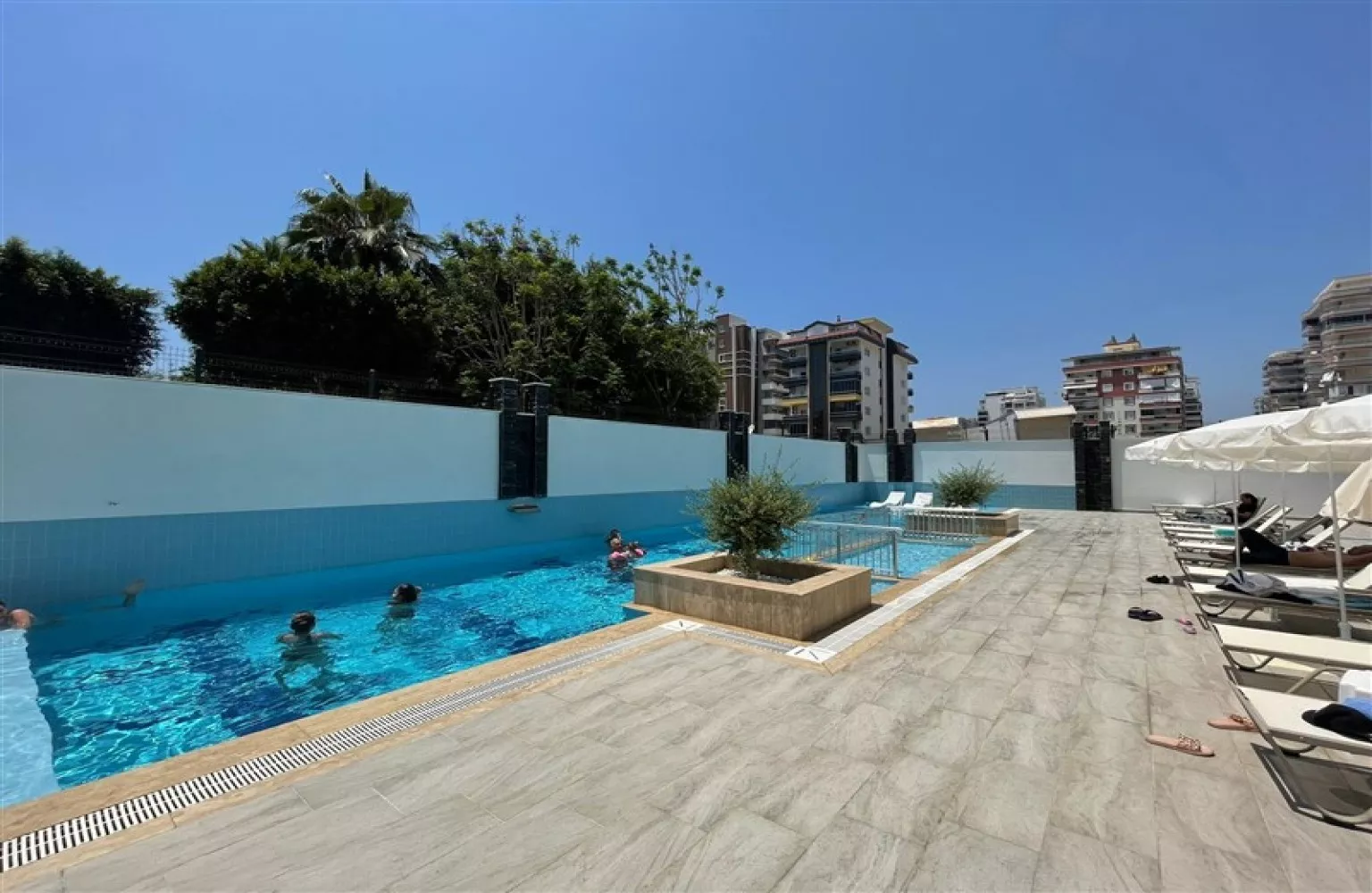 Alanya Mahmutlar'da 2+1  Denize 350m Uzaklıkta Satılık Daire