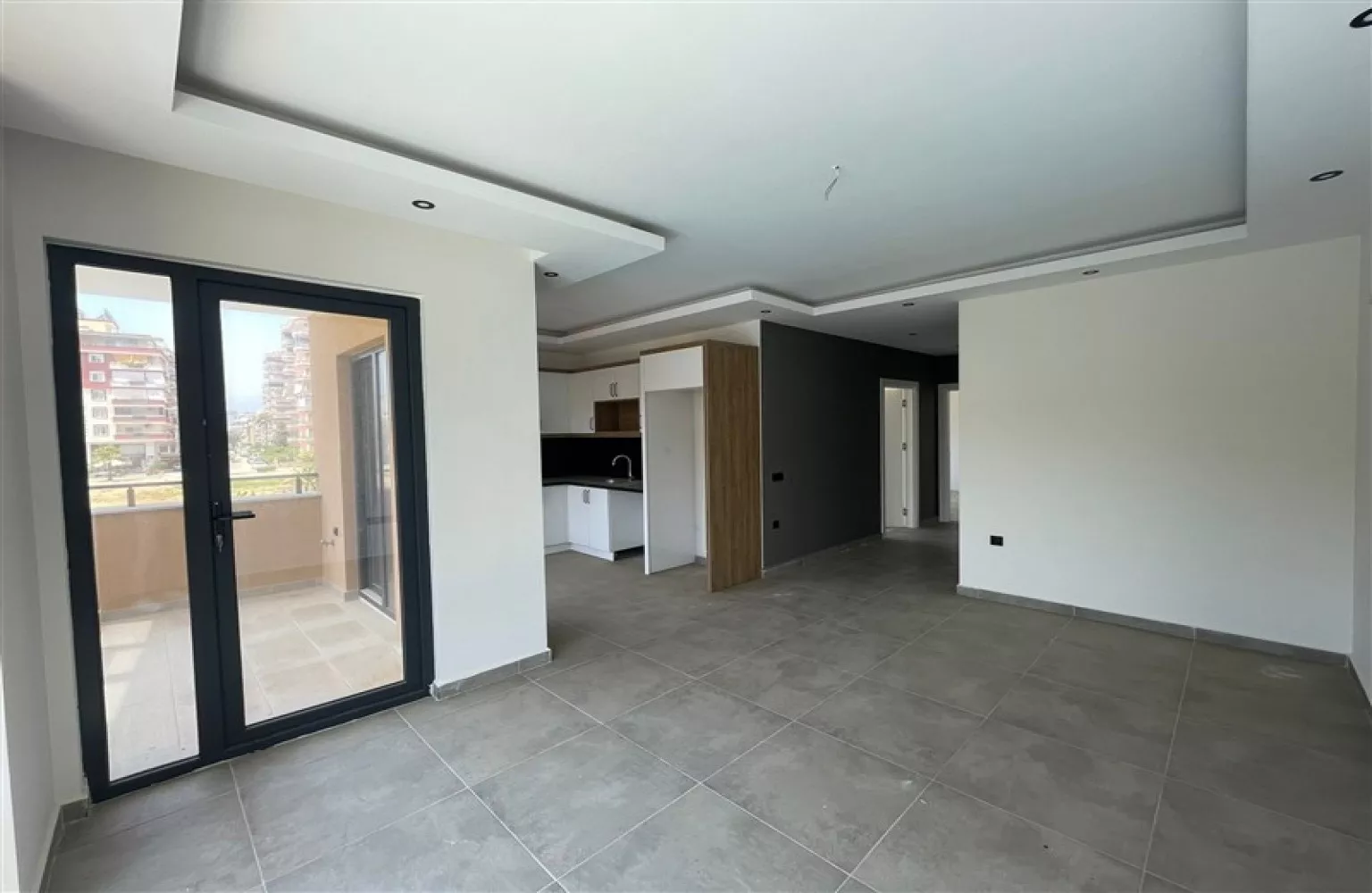 Alanya Mahmutlar'da 2+1  Denize 350m Uzaklıkta Satılık Daire