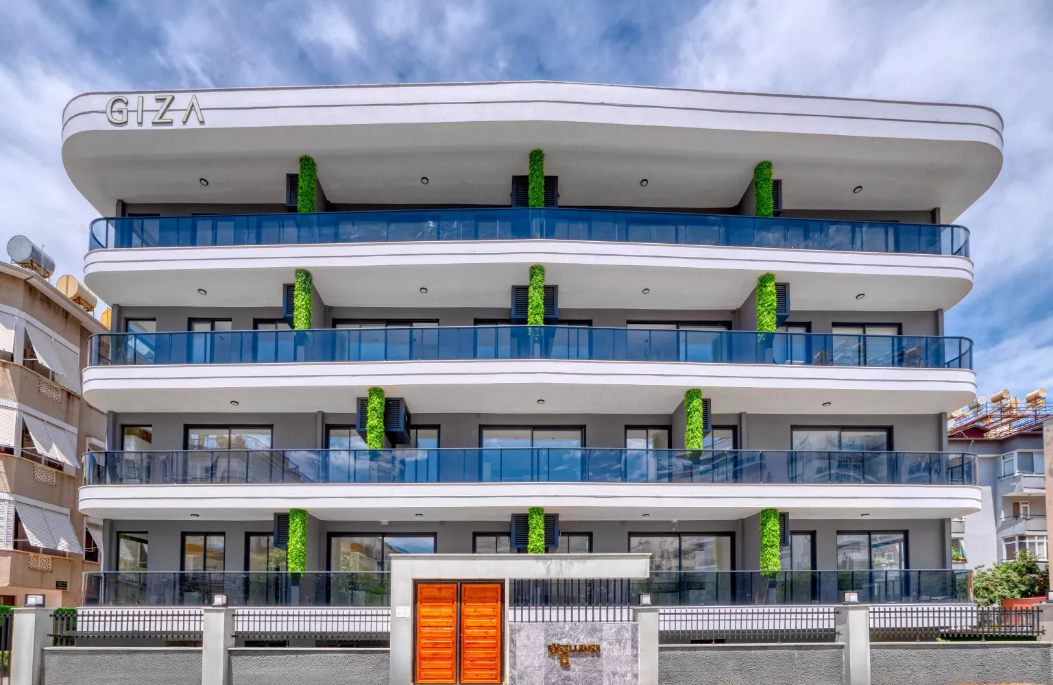 Alanya Oba Plaja Sadece 450 m Mesafede Satılık 1+1 Daire