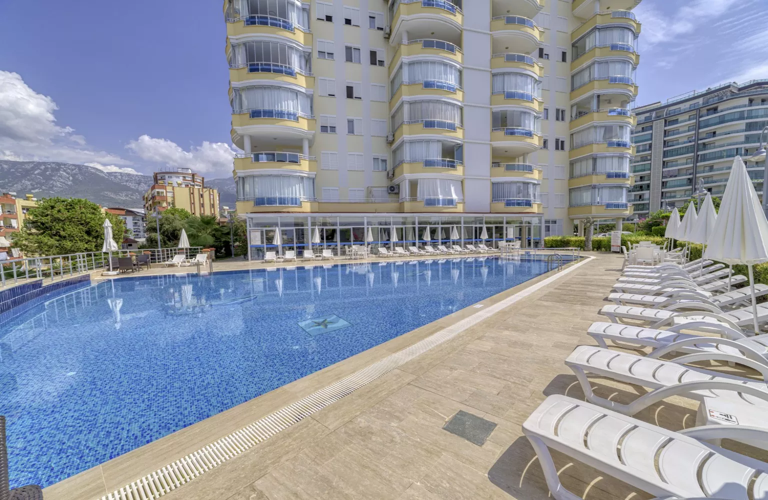 3+1 Duplexwohnung mit Meerblick, möbliert, Alanya Mahmutlar