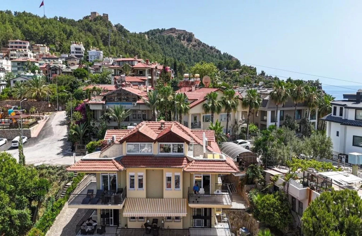Möblierte 3+1 Duplex-Wohnung mit Meerblick in Alanya