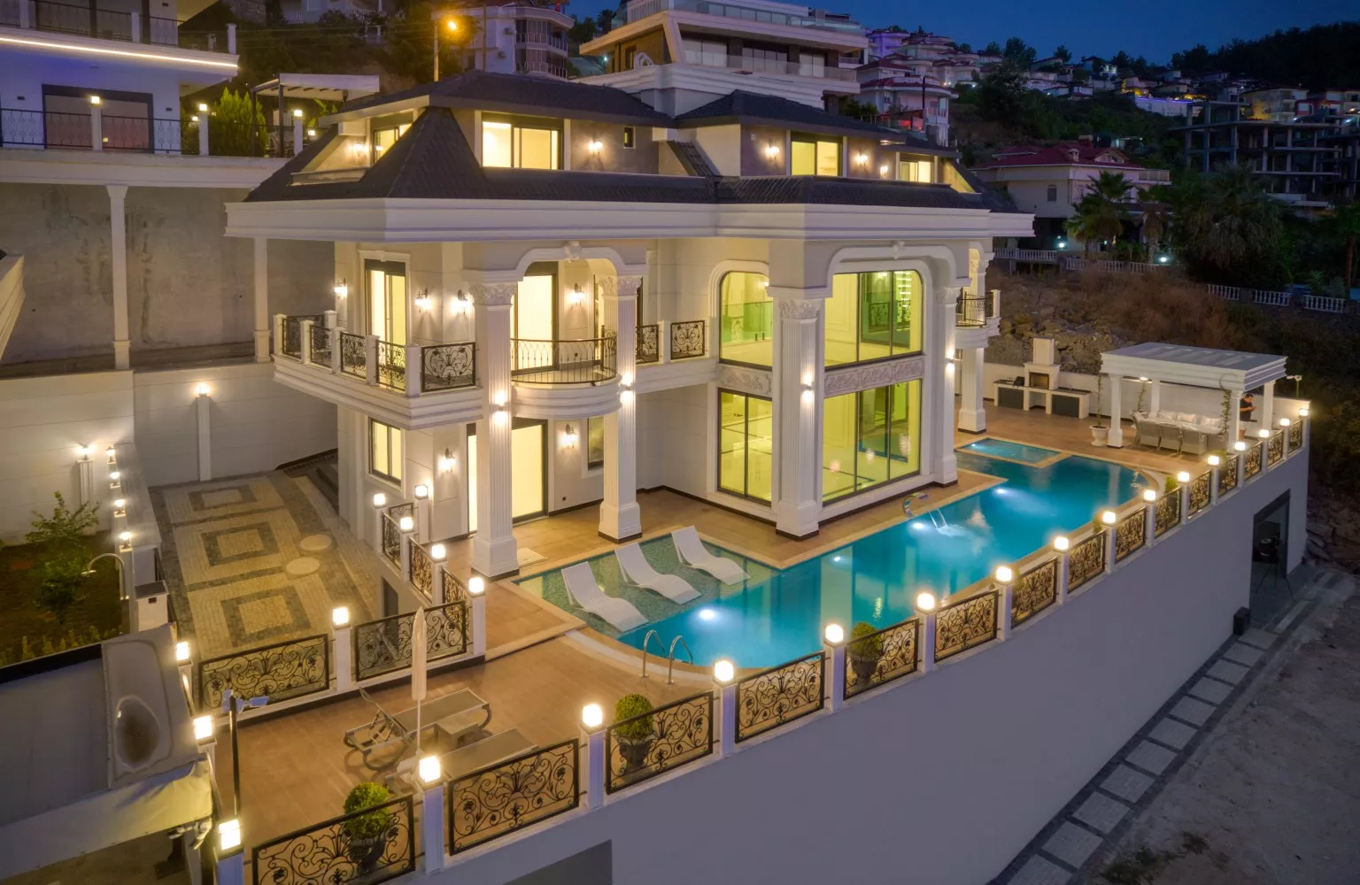 Satılık Deniz Manzaralı 5+2 Villa, Kargıcak Alanya