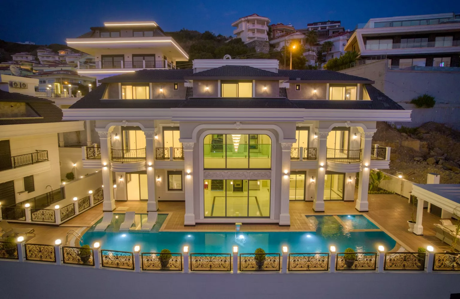 Satılık Deniz Manzaralı 5+2 Villa, Kargıcak Alanya