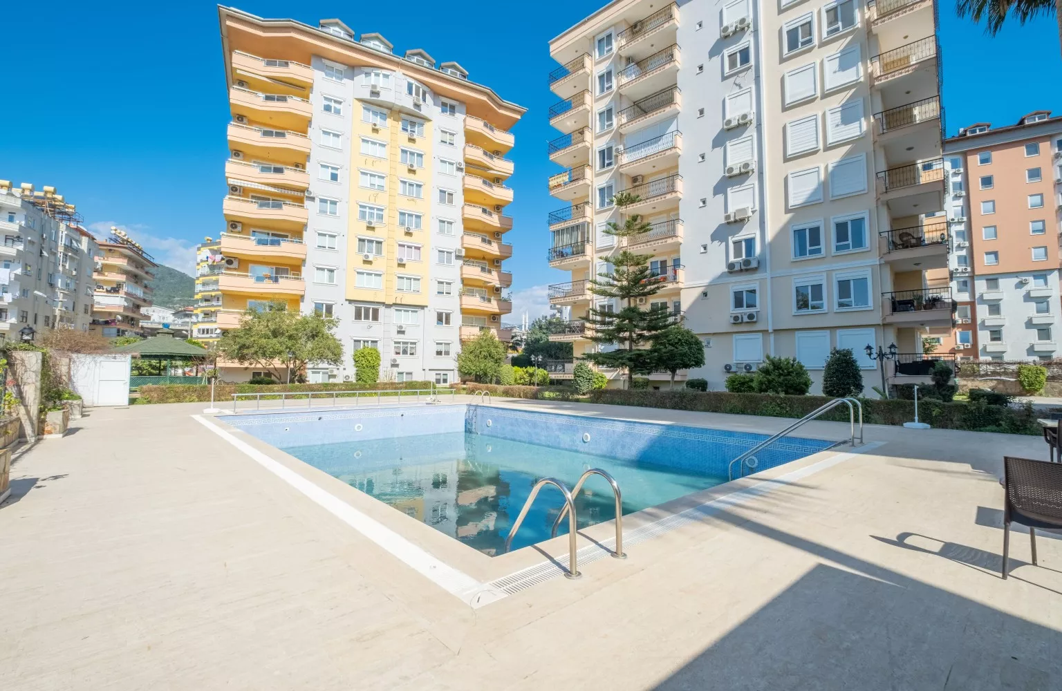 شقة 2+1 للبيع في وسط ألانيا