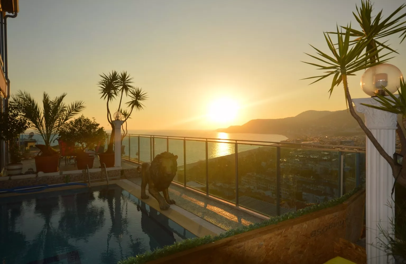 Villa mit Meerblick nahe Cleopatra -Strand zu verkaufen