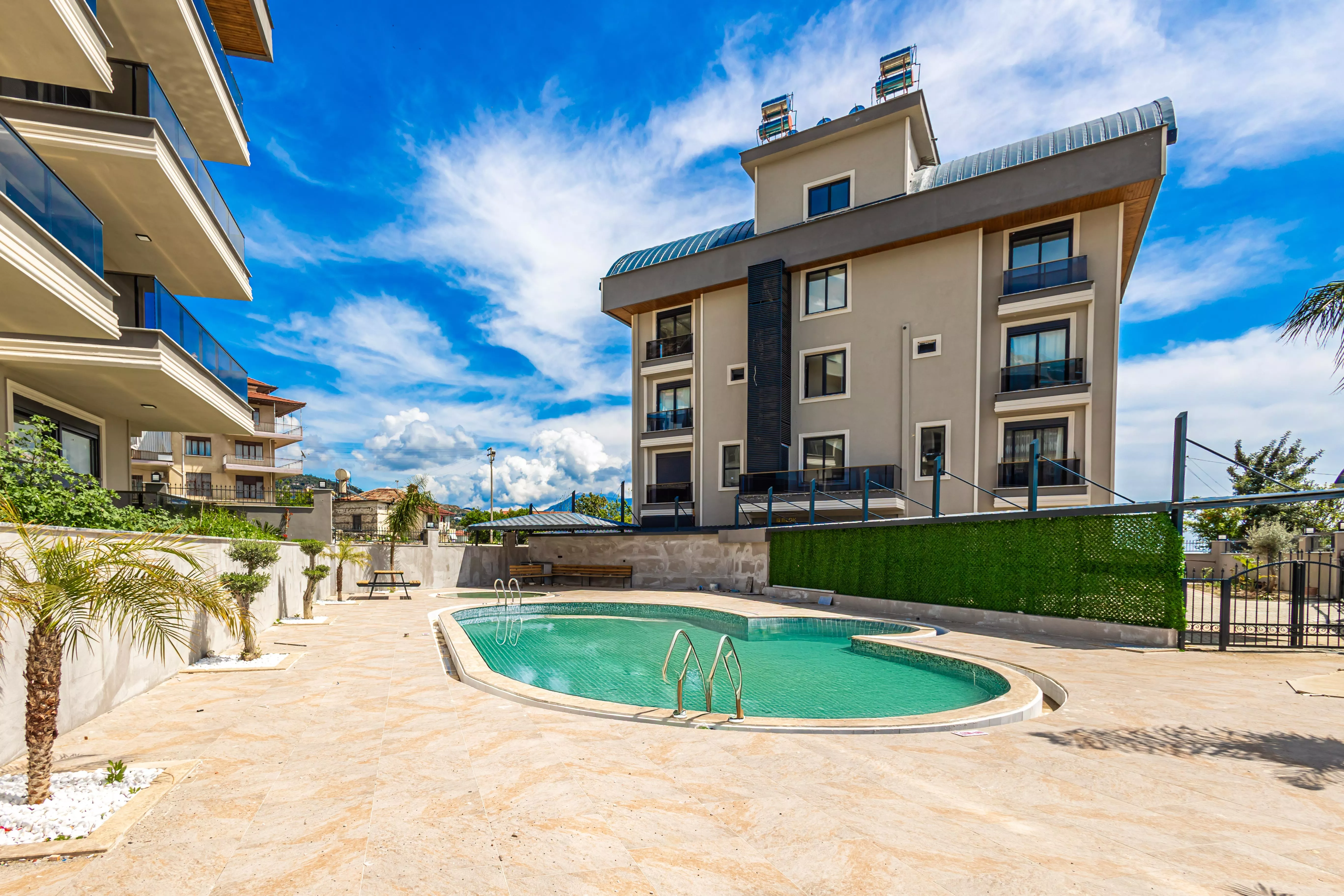 Alanya Büyükhasbahçe'de Satılık Vatandaşlığa Uygun 3+1 Daire